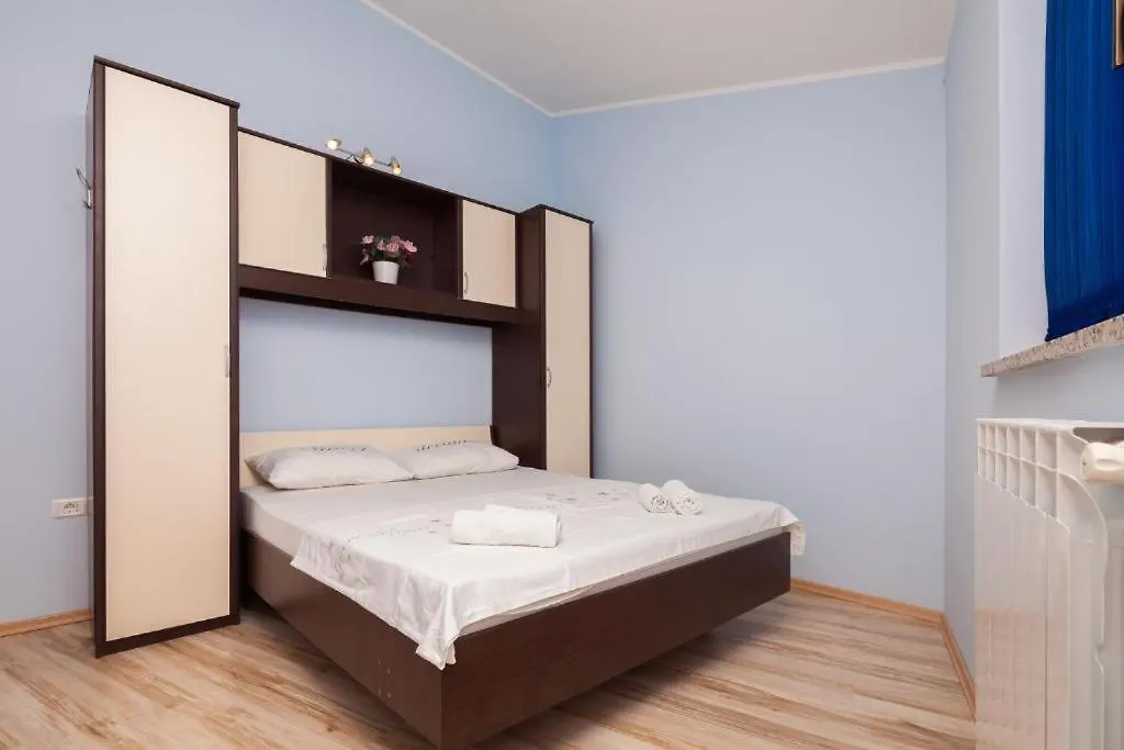 Holiday House Mirjana Banjole